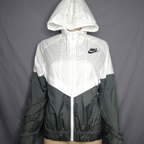 Nike Jackets & Blazers - Nike black and white hooded windbreaker